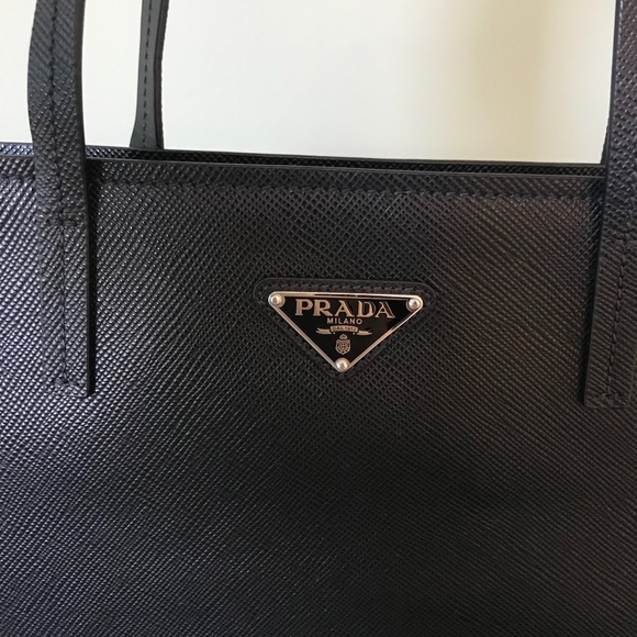 Prada Saffiano Small Tote - Picture 4 of 7